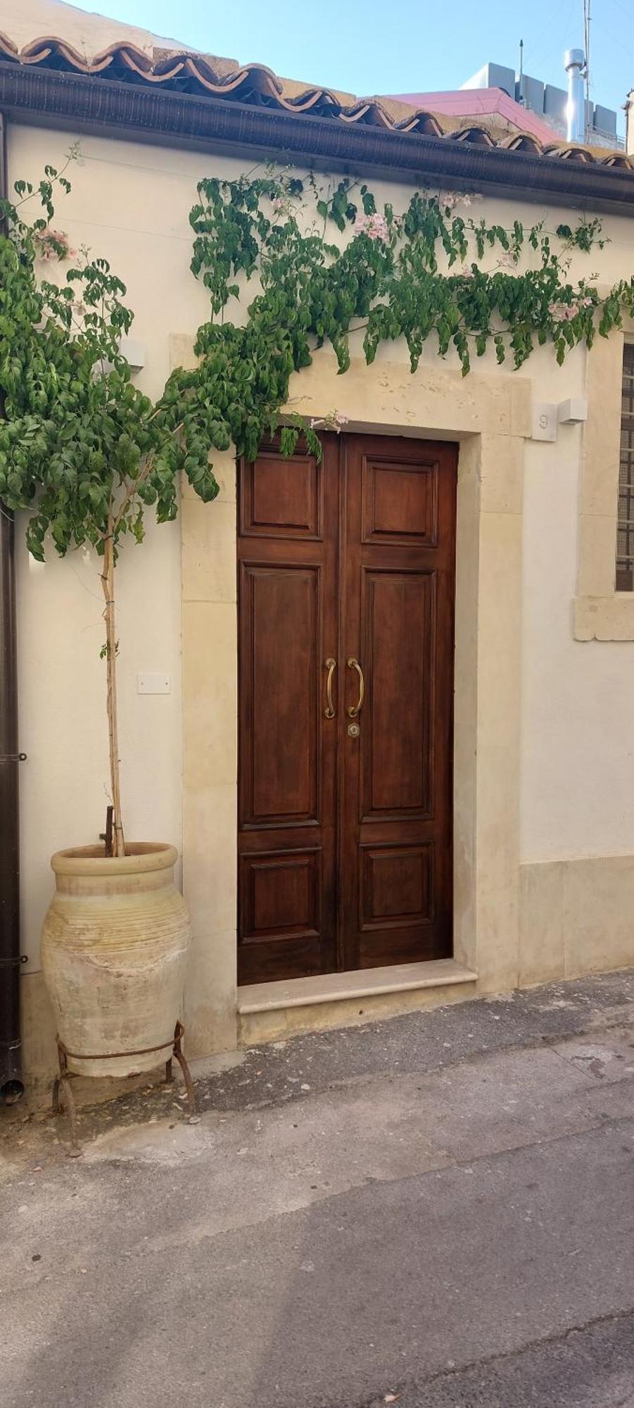 Squisita Home Noto Buitenkant foto